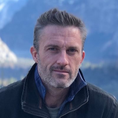 A nonprofit foundation with a first-ever goal: disrupt the addiction care industry by removing all barriers in the way of those seeking help from addiction.