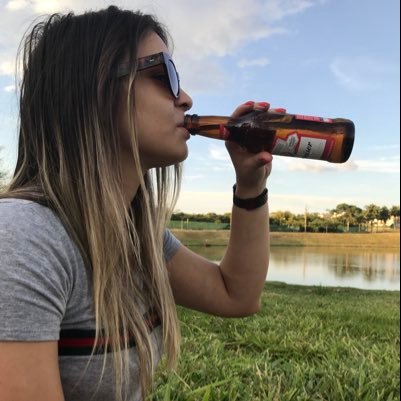 milacaeu's profile picture. Loira que não faz Odonto e não tem hb20