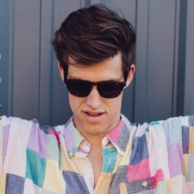 TheGus_Bus's profile picture. was never really good at the twitter machine thing