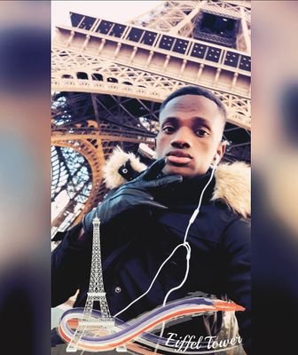 SekouSiby4's profile picture. J'ai l'impression de devenir vieux sans jamais avoir été adulte, Dites à mon frère que je voulais mettre un doigt sur nos blessures. . .. ... ☆☆☆☆☆ . .. ...