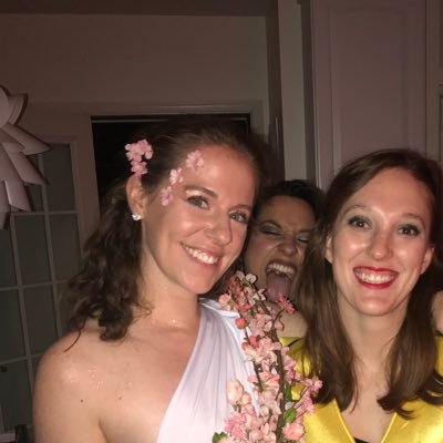 shae_moxxx's profile picture. Deserted Island Survival: alcohol, pizza and peanut m&ms