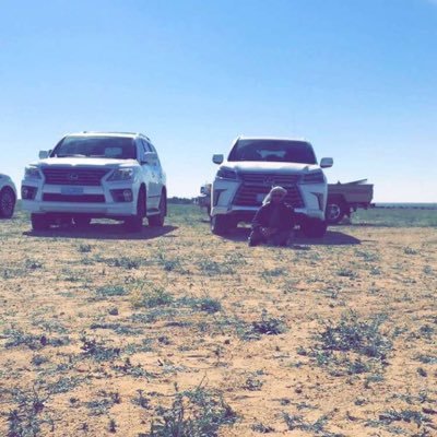 القلوب البيض تصبر على مالا تطيق @والسبب طيب النوايا وزينات الظنون
