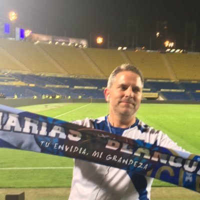 javijimeneztf's profile picture. No soy todo lo que ves ni ves todo lo que soy. Cuando cambias la manera en que miras las cosas, las cosas que miras cambian