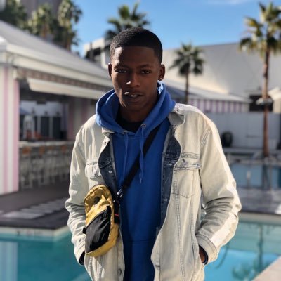 iHoop35s's profile picture. 6'5