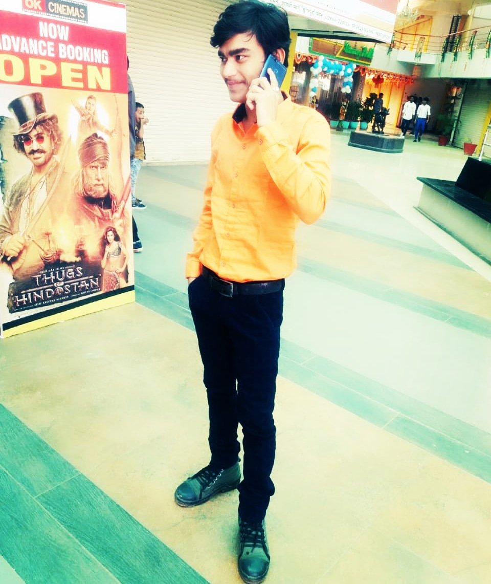 vipulyadav800's profile picture. Kya batau apne bare me...