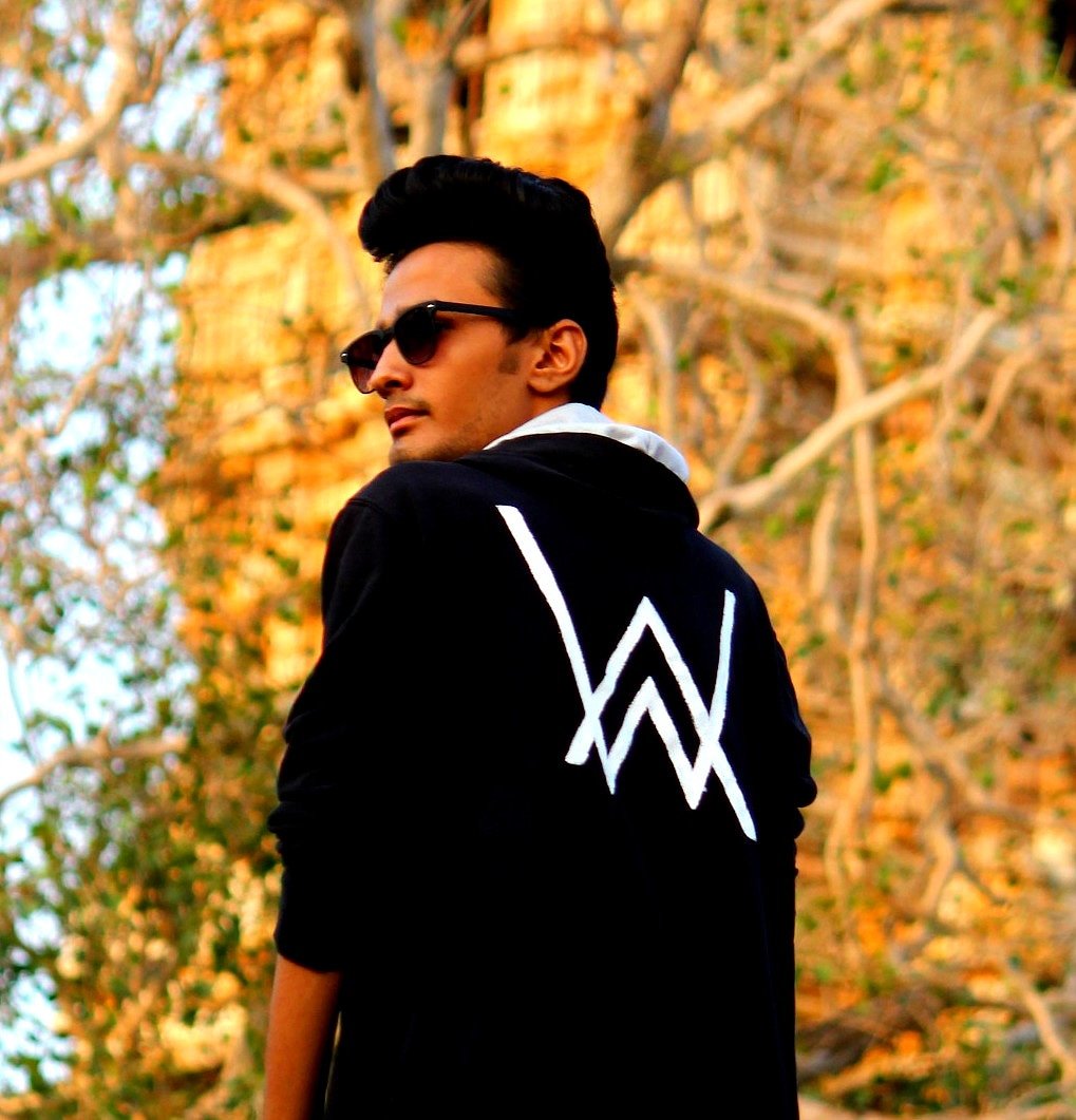 abhijariwalaa's profile picture. 