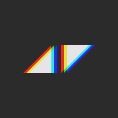 ꮍꮜꭶꮜꮶꭼ Edm垢 On Twitter Aviciiのiphoneのロック画面用壁紙です あまり上手くないですが使っていただけると嬉しいです Avicii Iphone壁紙 Edm ロック画面 Avicii信者と繋がりたい