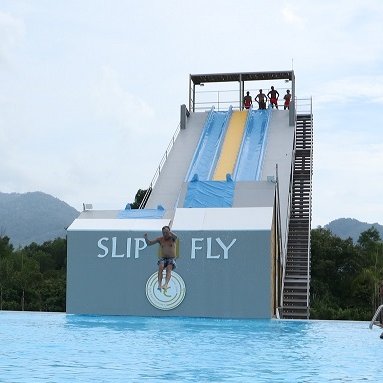 Slip-fly is a new waterpark between Patong and Phuket, a town famous for its splendid beaches and its glamorous nightlife.