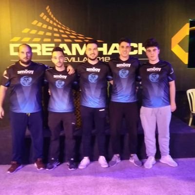 exdav1gCS's profile picture. Ex cuenta twitter dav1g