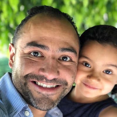 Science & Wellness Entrepreneur, Loving Father, Amateur Swimmer & Runner,Specialist in Molecular Biomedicine. Founder of GEN-ES MX Wellness. Author