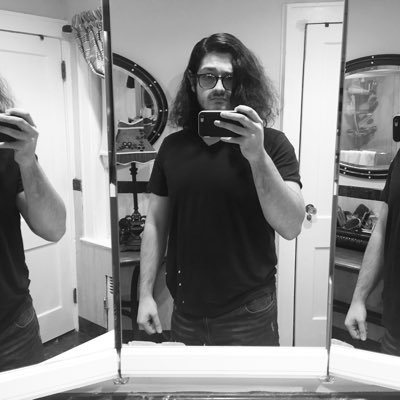 papas__fritas's profile picture. I mean. Nah but like 🤙🏼