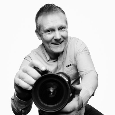 Corporate photographer and videographer in Oulu, Finland. AI-enhusiast..