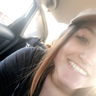 LindyMollock's profile picture. Part time student, full time savage