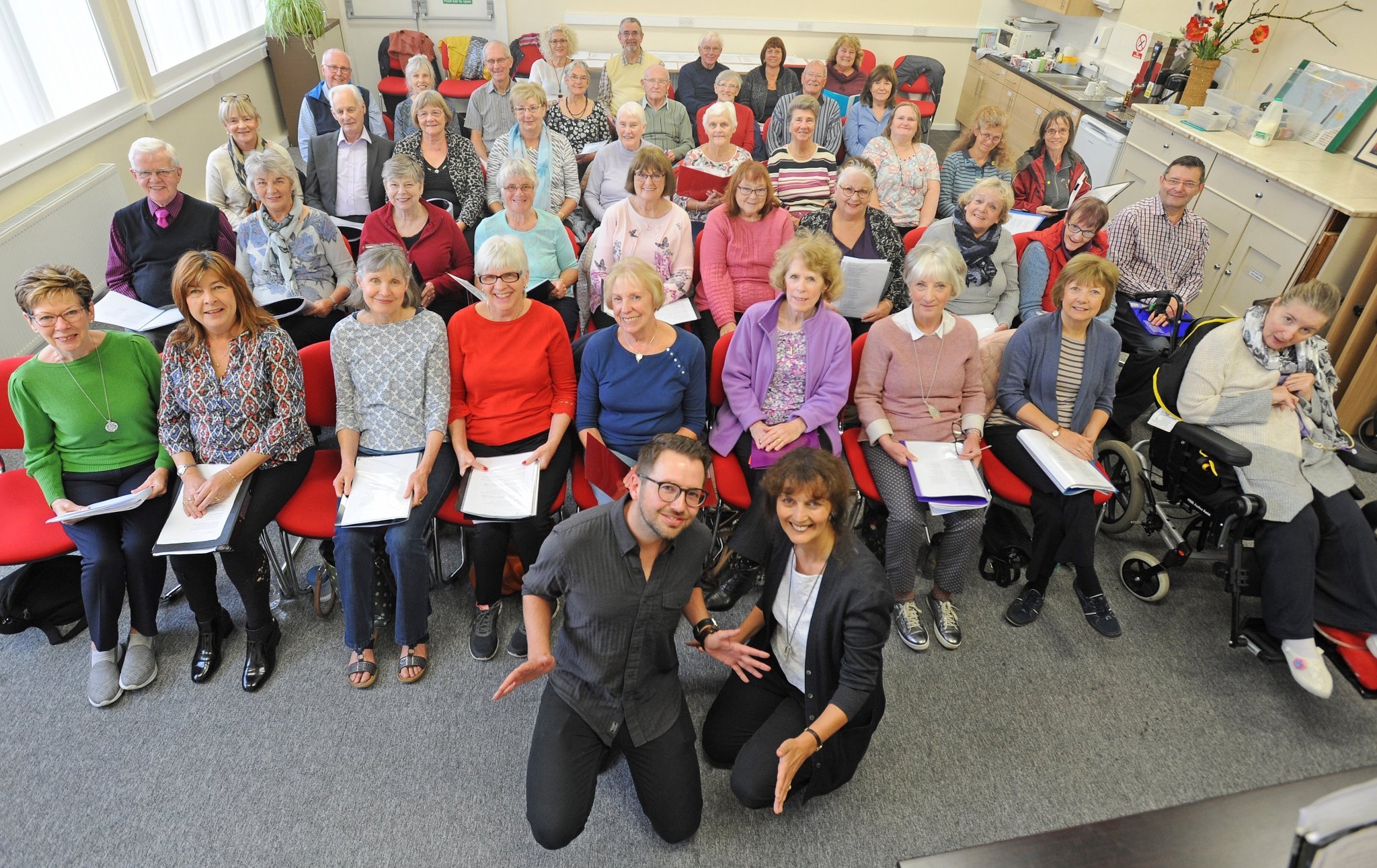 4 creative community groups in Lytham St Annes. All welcome! Home to Connect Community Choir, Connect More art & peer support group, gardening & writing groups.