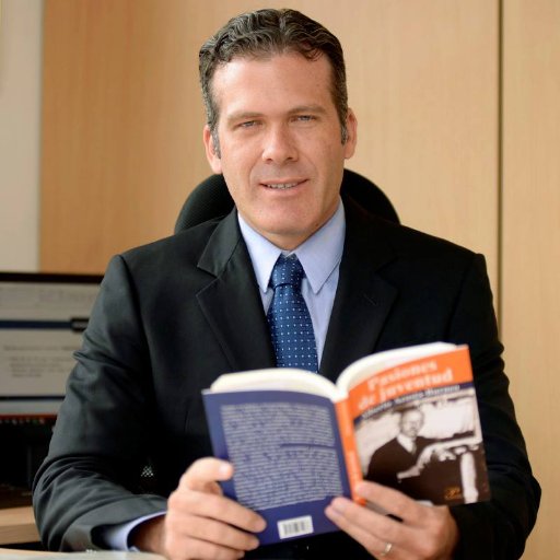 ALBERTOACOSTAB's profile picture. Editor de la publicación de economía y política @AnalisisSemanal y columnista de la @RevistaVistazo. Ser libres para pensar y actuar ¡RAZÓN Y LIBERTAD!