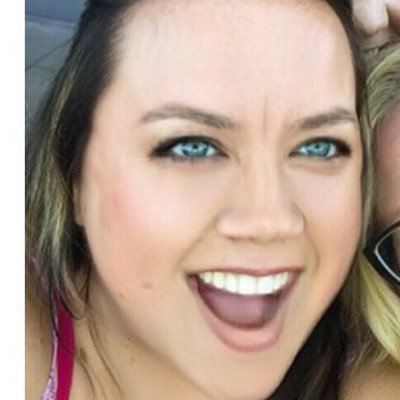 Lstr2's profile picture. “She’s mad but she’s magic. There’s no lie in her fire.”