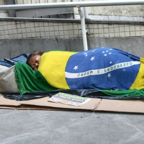 jgervas70's profile picture. Nihilista, pessimista, materialista. Conservador, cristão e de direita: quando eu era criança acreditava nestas palhaçadas.