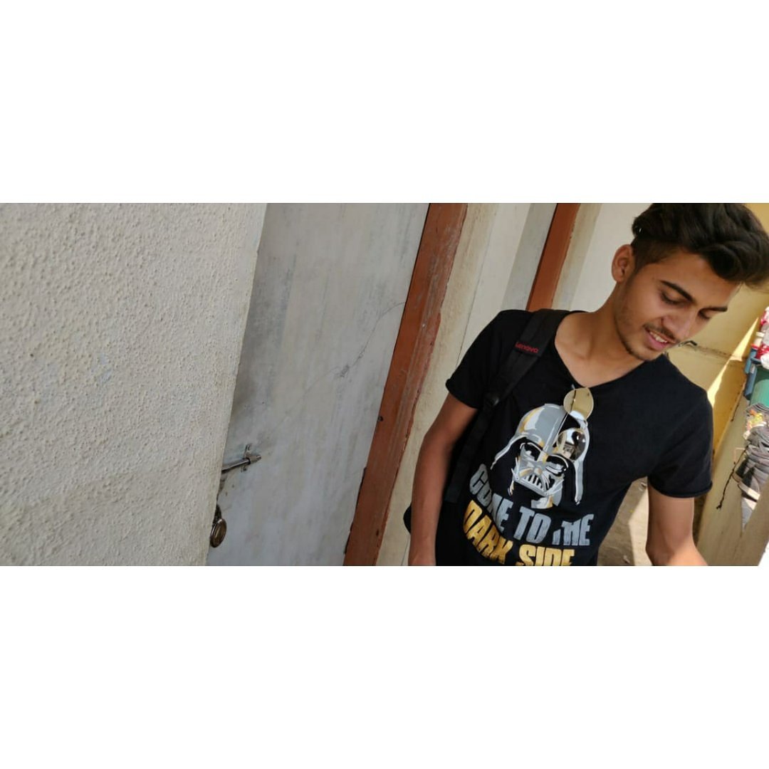 shraddhess's profile picture. Chai ☕ ♥️