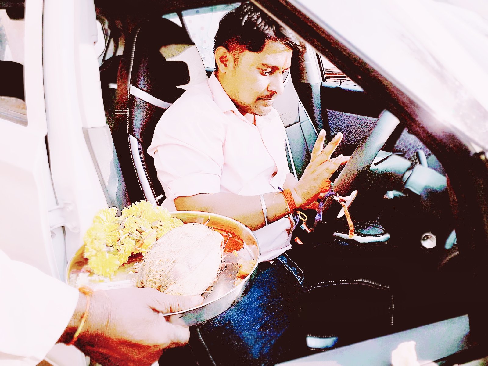 DharmeshVyas8's profile picture. 