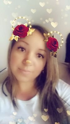 yeisy18's profile picture. Hoy solo se que estoy feliz, por tantas cosas, y lo celebro, lo demás es lo demás que cada cosa ocupe su lugar