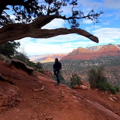 EmBrSmith6's profile picture. The sun's a little sunny; my feets a little light! -S.P.