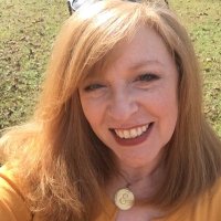 Elizabeth Boone - @Elizabe25850529 Twitter Profile Photo