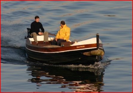 Partner Manager, Amsterdam, proud father, boat and happy :-) Member of Woonboot Vereniging Adam - Project Kades en Bruggen: views are my own.