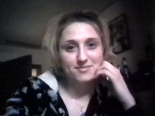 I'm Trish, I have 3 kids, and I'm 34. I attended AIU Online for a BBA. I'm currently a Master Merchandiser with experience as a Retail Sales Specialist.