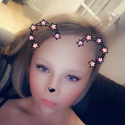 MeganQu76036957's profile picture. I play piano and sing!
I love to go fishing to!
I am self taught on the piano!
Music is my way out of a bad day and even when I have a great day!🎵🎶♩🎤🎹