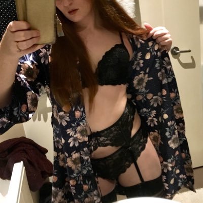 CrimsonxGoddess's profile picture. 27. Cosmic Queer Entity. Blood whore. Dominant lover. Send anons via the link below⬇️. ♥️🦇
