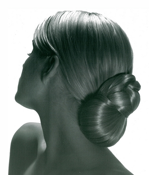 Hairware sells quality Revlon wigs, hairpieces and extensions in synthetic fibres and human hair. Visit http://t.co/XO2Fy2f1lX to see our full range.