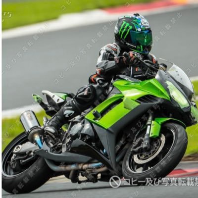 '11Ninja1000に乗ってます。 通勤ライダー。 月一ツアラー。サーキット行きたいけどビビって一人で行けない。 Nikon_z50