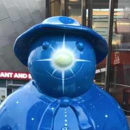 A Christmas sculpture trail @MediaCityUK. Two Turtle Doves Snowman – Designed by @meganevansart – Sponsored by @printsearch