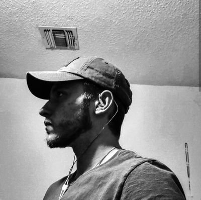 19
Independent artist
📖 St. Philips college Sophomore
🎼 Leader of the SPC Guitar ensemble
💽 EP in development 💽
Get some.