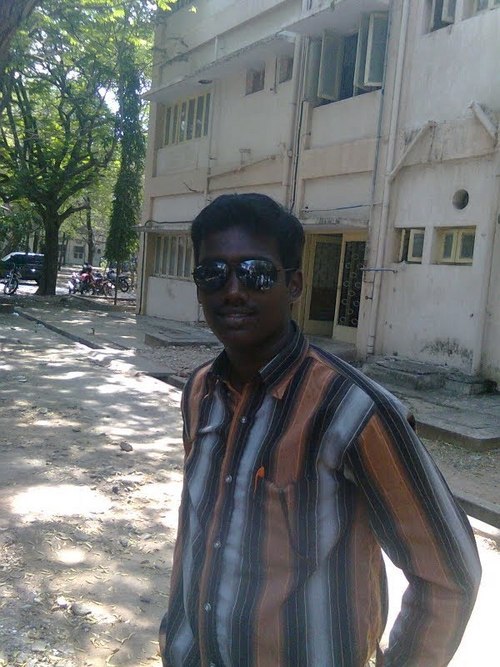 I am a kind of person likes to be with my friends and make them happy