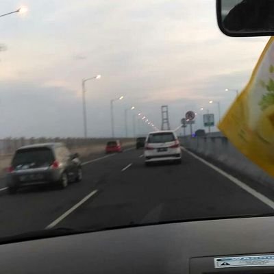 teupuguh90's profile picture. tak tau