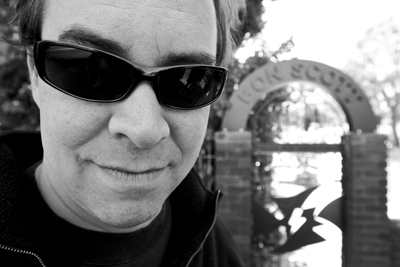 hairyandy's profile picture. Guitars, guitars, guitars!