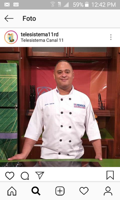 Cocinero, asesorías, periodista, chef instructor, director del programa gastroactitudRDradio.Todos los Martes en el programa con el consumidor Telesistema.