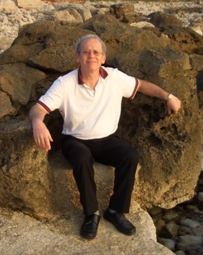 EarnExtraIncome's profile picture. 