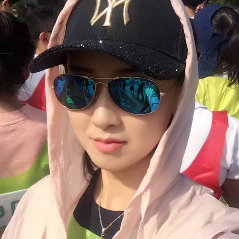 ArronDauterman's profile picture. 微信vivian16899999