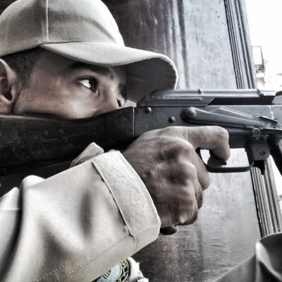 و يا الله إذا صح منك الود فالكل هين ، و كل الذي فوق التراب تراب.. و يا ليت الذي بيني و بينك عامر ، و بيني وببن العالمين خراب.  ❤