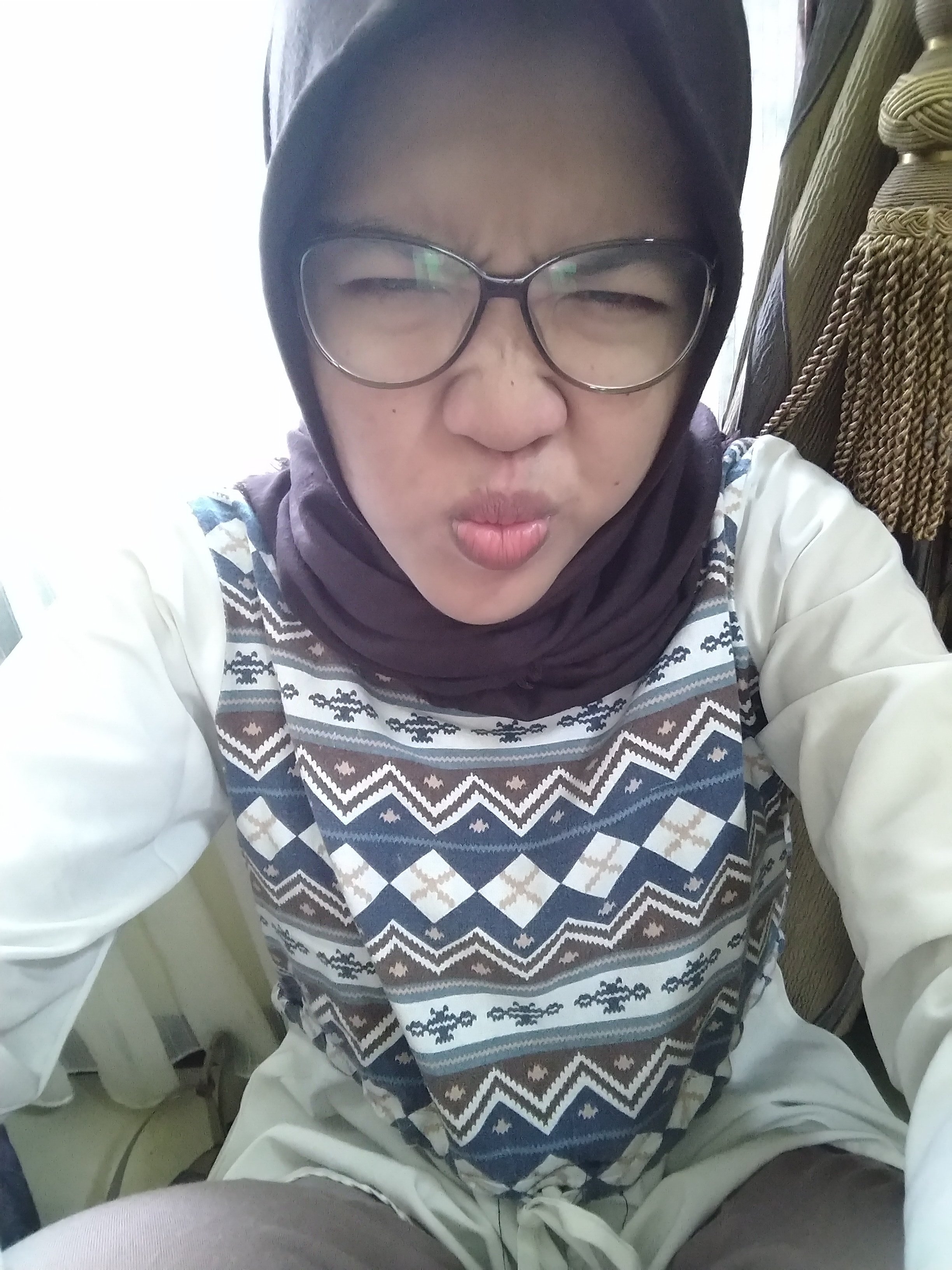 nurianarahma's profile picture. informatics engineering '10 of ITS , C-1A, simple. feminine. friendly.