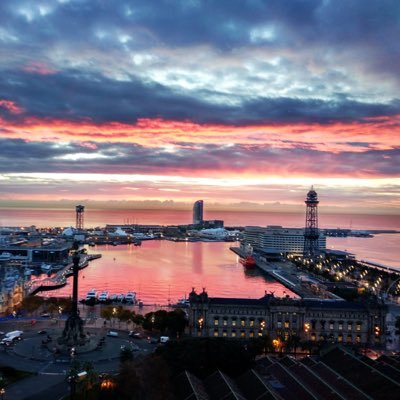 AlohcAtiruz's profile picture. una més de la @LaIntersindical