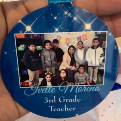 MissMoreno22's profile picture. Yo soy maestra bilingüe de segundo grado💛🐝🌻/ Im a second grade bilingual teacher 👩‍🏫