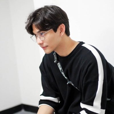 Role-play ลี ฐานัฐพ์ โล่ห์คุณสมบัติ • @lee_thanat • สายรีเหมือนเรียลถ้าฟอลก็ต้องทนนะ | ปล.เพ้อตามเม่ก #ทีมสายฟ้า #wakeupชะนี #friendzoneseries