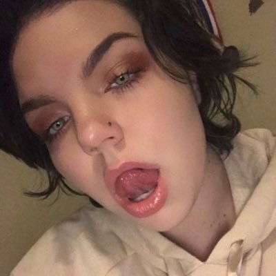 jilwhat's profile picture. maybe obsessed w @sushitrash ,,,,,,, just maybe
