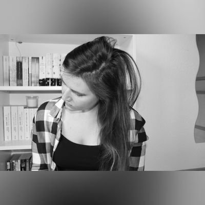 CwieCarina's profile picture. 