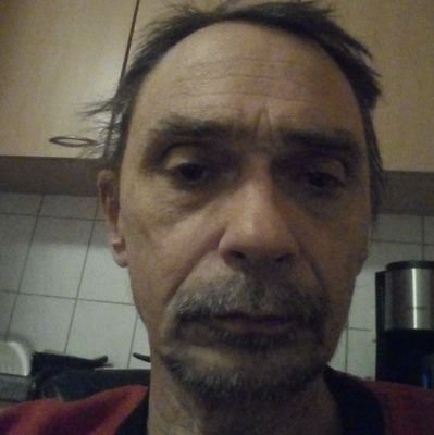 ich bin Jens 53 Jahre alt und komme aus Deutschland in Nürnberg ich suche eine neue Herrin