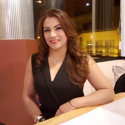 ..Me encanta leer, hacer deporte, correr, escuchar musica, ir al cine, cocinar y aprender cosas nuevas ....