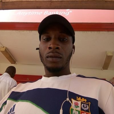 Yusluv_Olatunji's profile picture. 